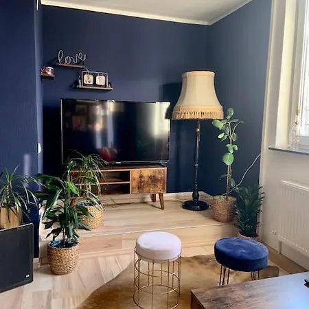 Zentrale Maisonette Mit Dachterrasse & Netflix Apartman *